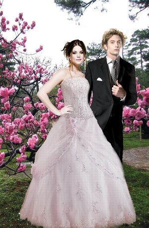 aliceandjasperontheweddingday.jpg